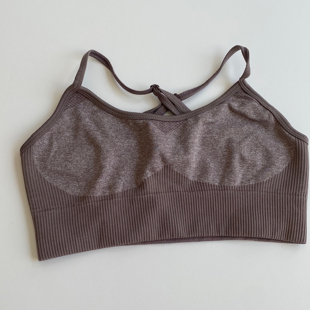 seamless / ribbed Sports bra